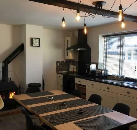 @ No.4 Apartment Castle Cary Bagian luar foto