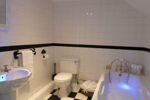 @ No.4 Apartment Castle Cary Bagian luar foto